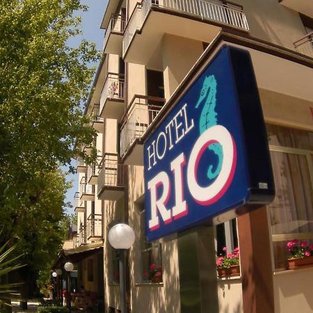 Hotel Rio تْشيزيناتيكو المظهر الخارجي الصورة