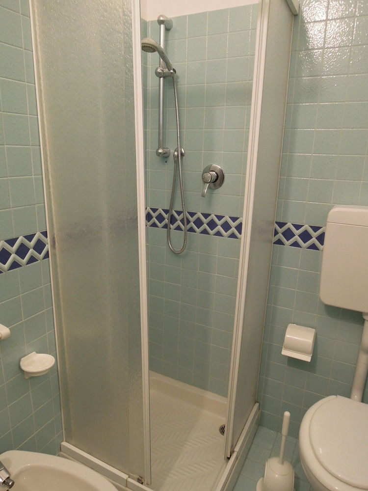 Hotel Rio تْشيزيناتيكو المظهر الخارجي الصورة