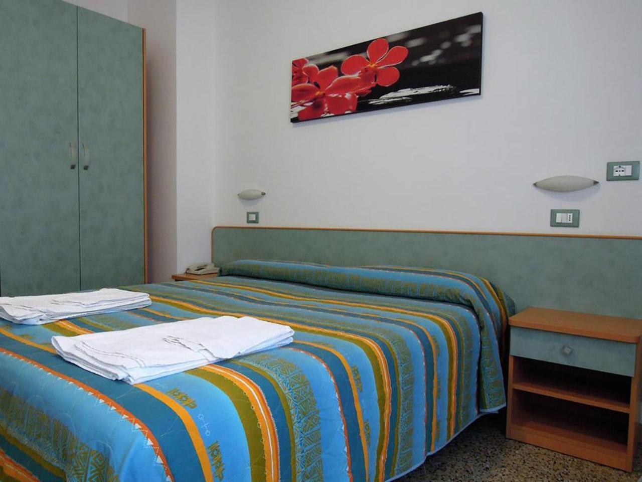 Hotel Rio تْشيزيناتيكو المظهر الخارجي الصورة